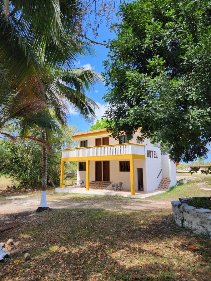 Hotel Templo Maya Xpujil Ngoại thất bức ảnh